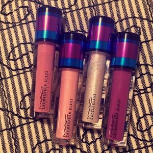 LE Mac Irresistibly Charming Lip Gloss Set(Violet)